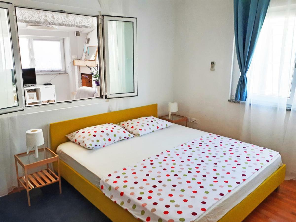 Apartment Matej 罗维尼村 外观 照片
