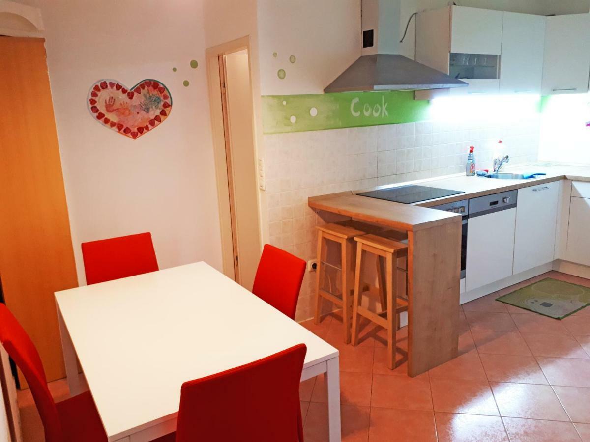 Apartment Matej 罗维尼村 外观 照片